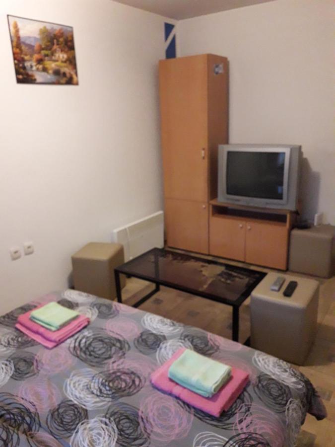 Hostel Topic Banja Luka Esterno foto
