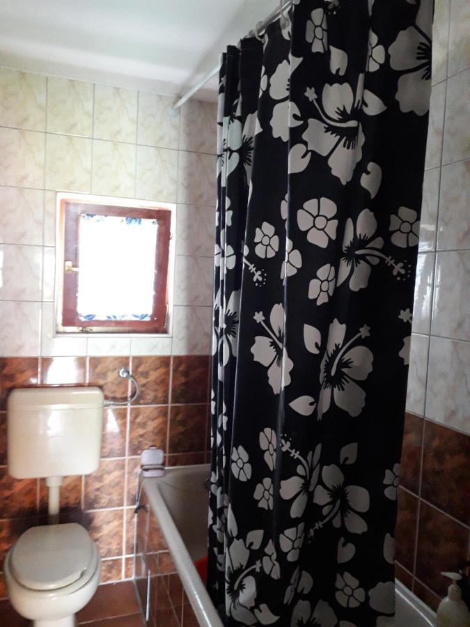 Hostel Topic Banja Luka Esterno foto